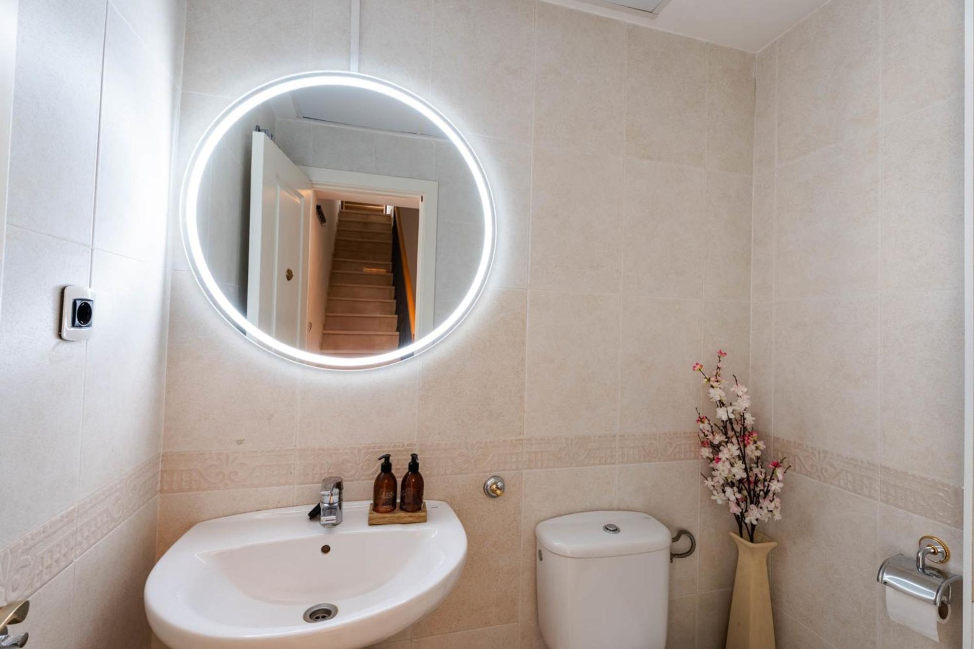 Elegant 5-bedroom Apartment- 1 Min Walk To The In Bahia De * Marbella